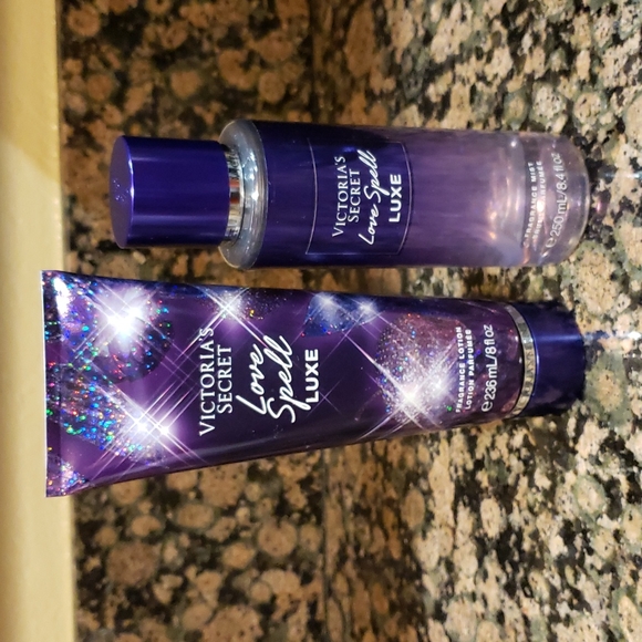 Victoria's Secret Other - Victoria's Secret Love Spell LUXE fragrance lotion and mist